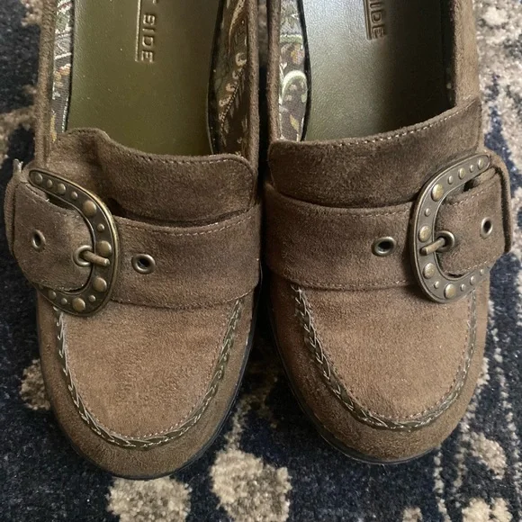 Vintage Lower East Side Wedge Heels - Picture 3 of 5